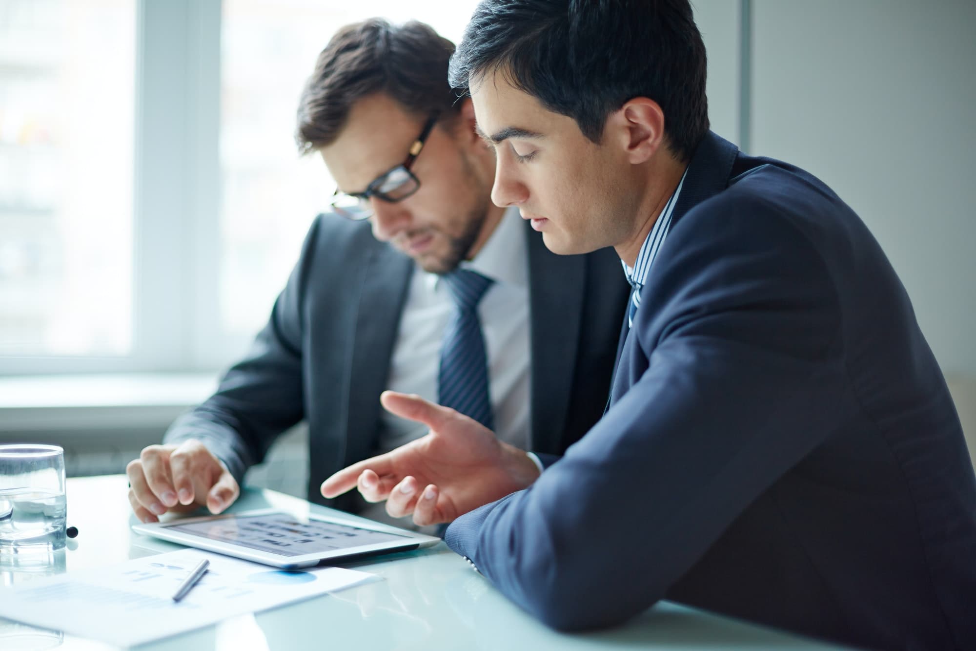 Optimisez la collaboration avec Power BI, SharePoint et Teams : Un guide complet